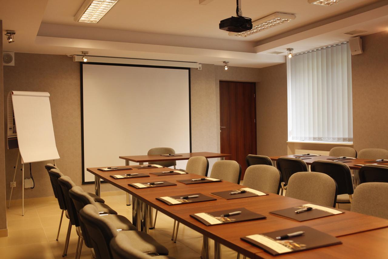 Iskra Hotel Radom Cameră foto